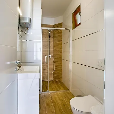 Апартаменты Candy With Jacuzzi And Parking Place Сплит